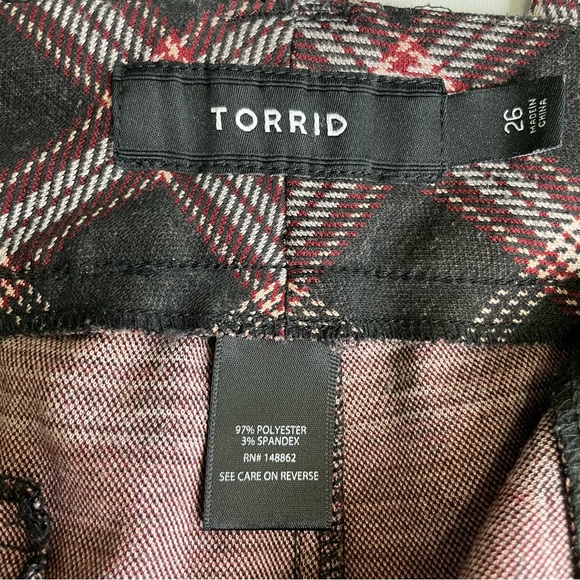 Torrid Plaid cropped pant 26 - Picture 8 of 11